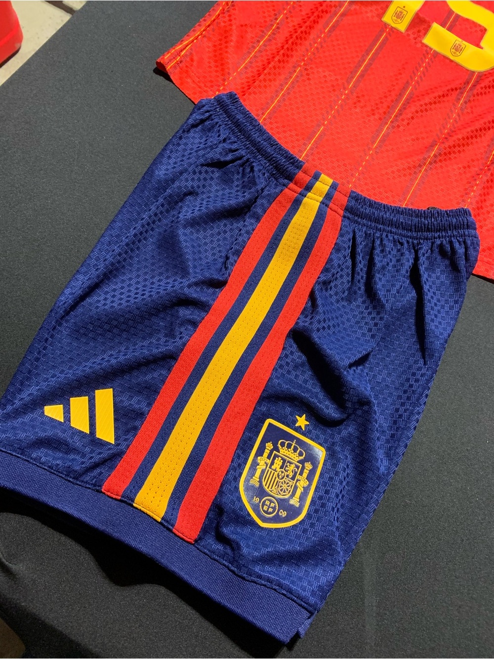 Kids 2026 Spain Jerseys - Picture 9 of 16
